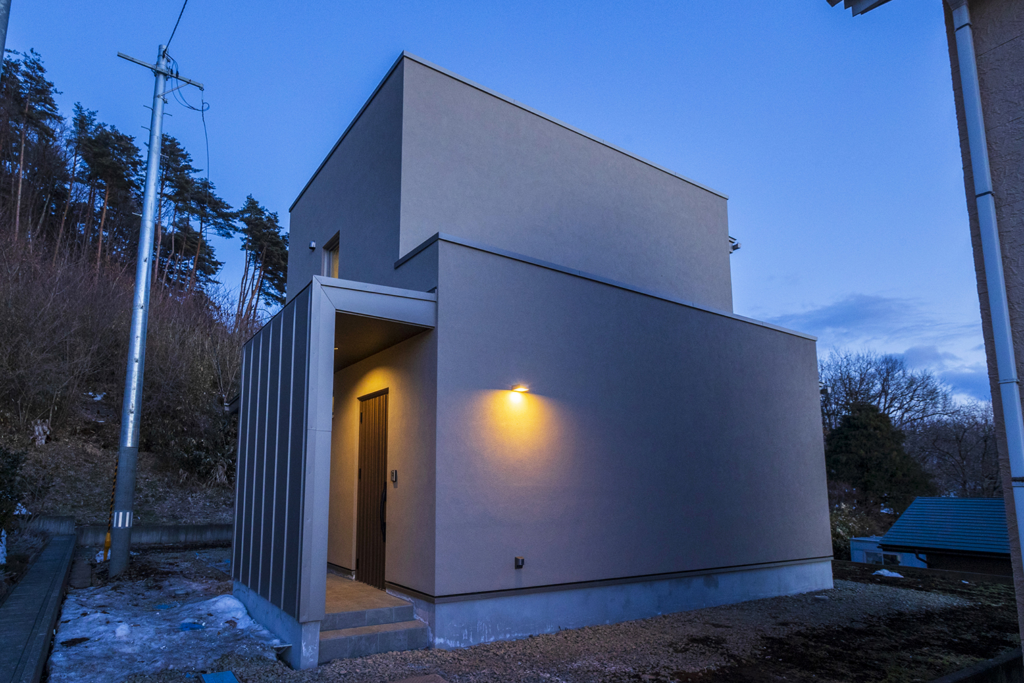 美しいグレージュインテリアの住まい
