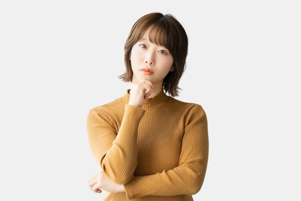 考えている女性